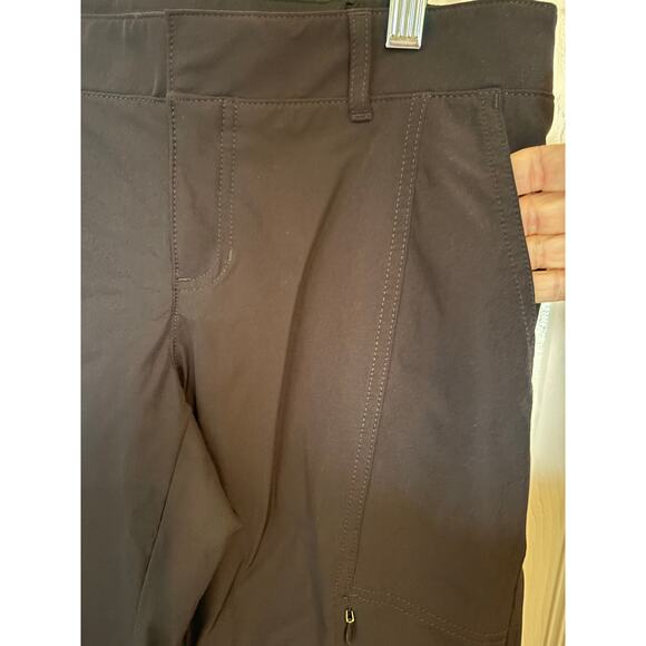 Kirkland Signature travel pants size 16 in black - Picture 6 of 8